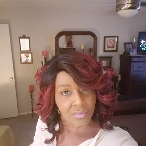 Meet your Posher, Lisa